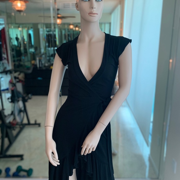 BEBE sexy capped sleeve wrap dress - Picture 3 of 14